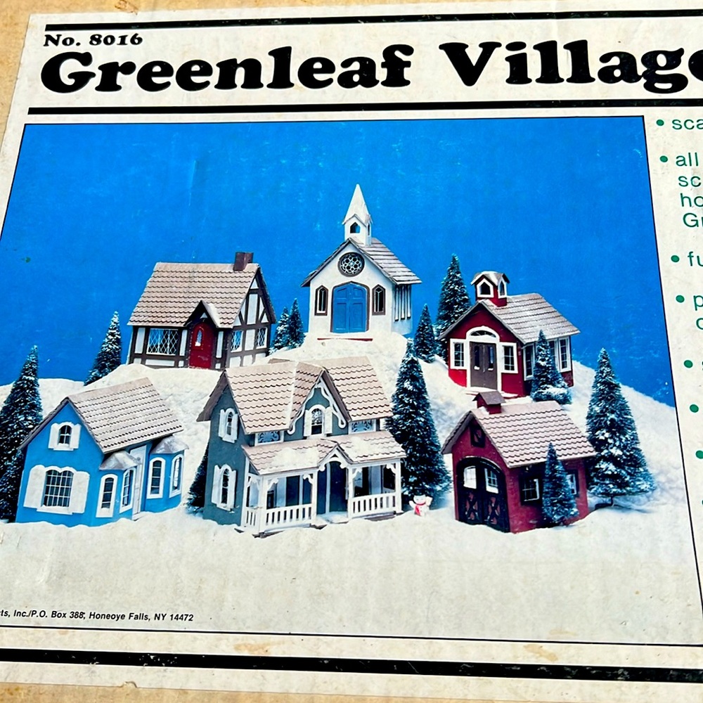 Vintage 1983 Greenleaf village kit No. 8016
